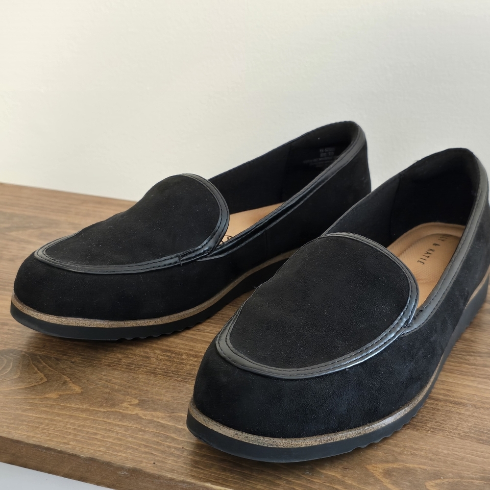 NWOT Kelly & Katie Souli Loafer Women's Size 8M